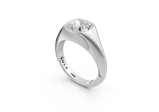 CUSHION BEZEL SIGNETY WG